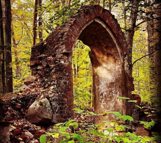 Арка склепа семьи Кноблох